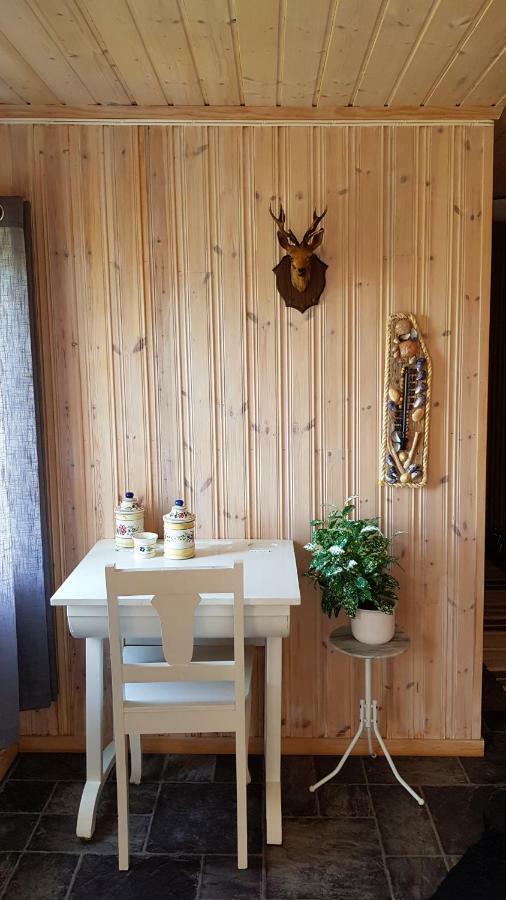 Farmer Apartment Laukvik Luaran gambar
